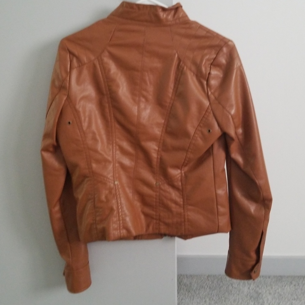 jacket - Picture 3 of 4